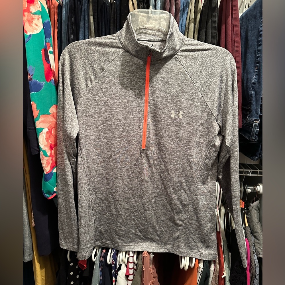 UA Heatgear long sleeve shirt